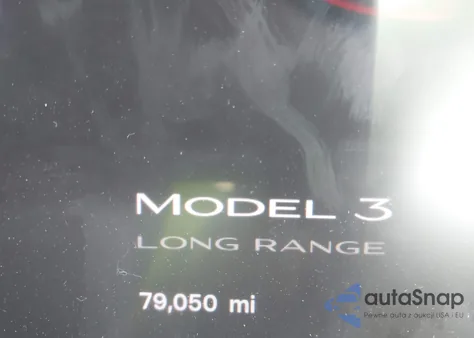 2018 Tesla Model 3 Long Range/Mid Range из США, поврежденный, VIN 5YJ3E1EA9JF047052